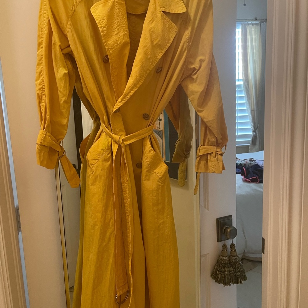 Liz Claiborne Bright Yellow Double-Breasted Trench Coat with Belt